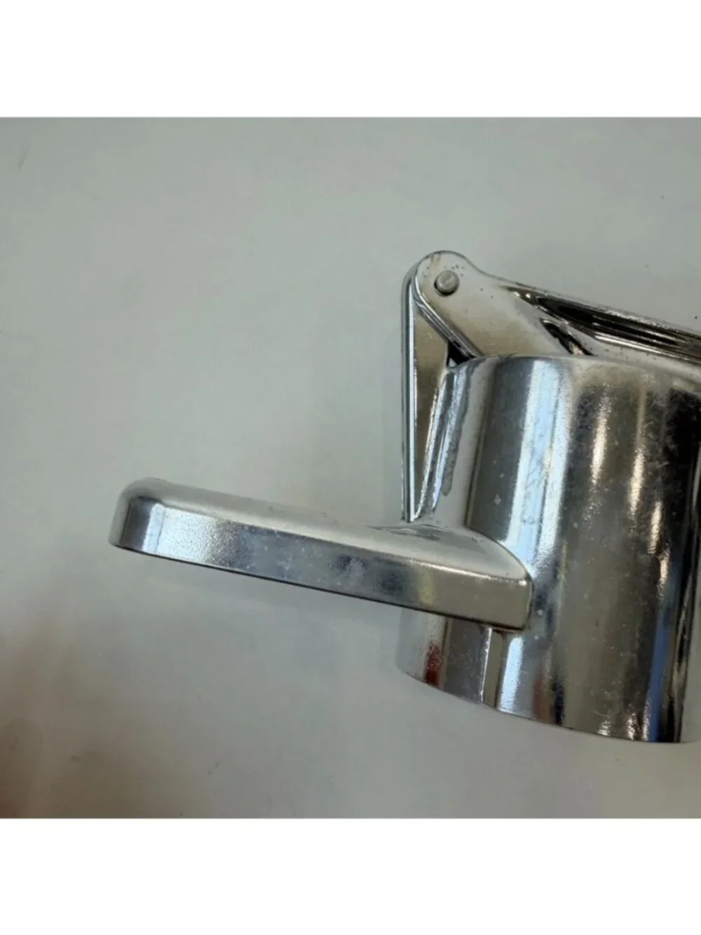 Kull Heavy Duty Garlic Press Metal Kitchen Tool Silver See Measurements